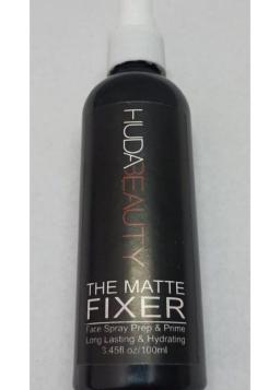 Huda Beauty - The Matte Fixer
